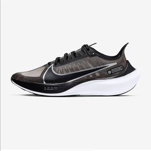 🆕 Nike Zoom Gravity